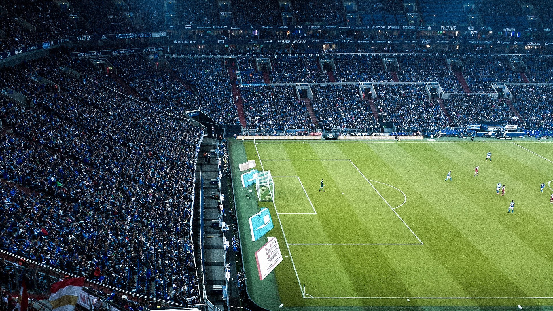 “英超球队奋勇拼搏，争夺高端欧战名额”，英超排名欧冠资格