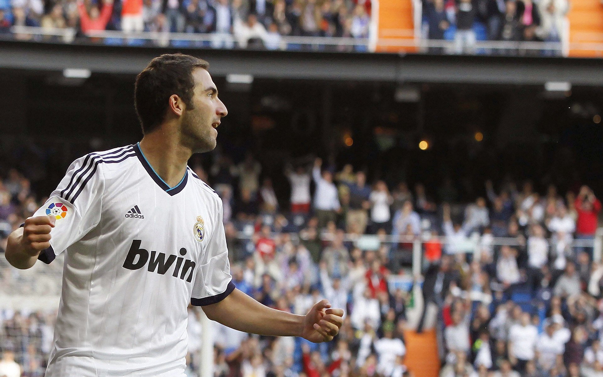 德甲实现数字化管理，优化俱乐部运营，德甲俱乐部收入